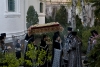 Ritual funerario ortodoxo. La muerte cristiana es concebida como una transición al más allá donde muere el cuerpo pero el alma estará eternamente junto a Dios